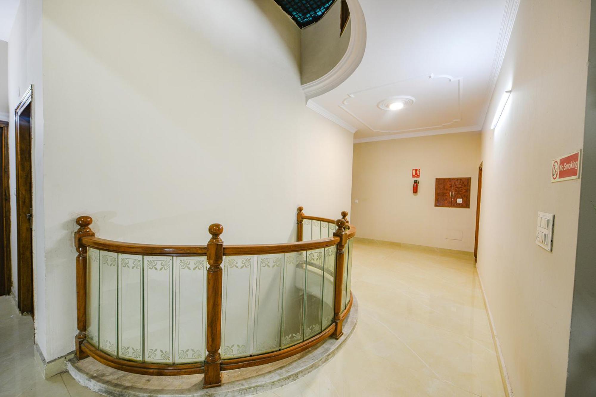 Fabhotel Alpine Tree 阿姆利则 外观 照片